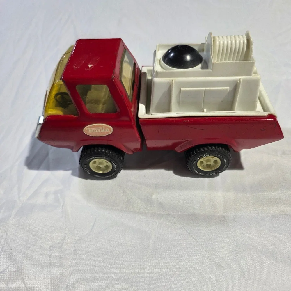 Vintage Tiny Tonka Red Pumper Fire Truck Pressed Steel Toy 1970s Made in USA